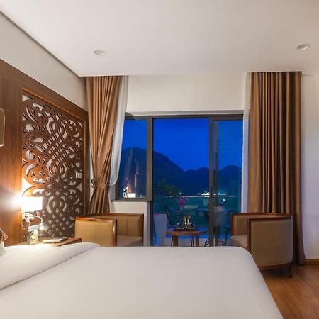 Liberty Hall Tam Coc Hotel & Villa Ninh Binh Bagian luar foto