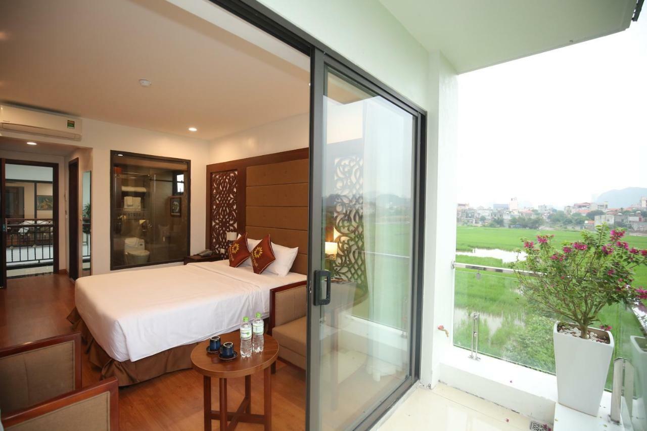 Liberty Hall Tam Coc Hotel & Villa Ninh Binh Bagian luar foto
