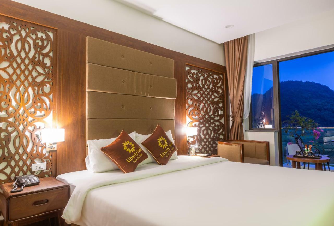 Liberty Hall Tam Coc Hotel & Villa Ninh Binh Bagian luar foto